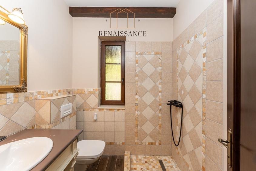 Casă cu 4 camere cu Canalizare în Poiana Mărului