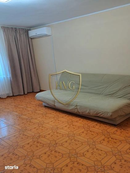 Apartament cu 3 camere decomandat, mobilat în Nerva Traian