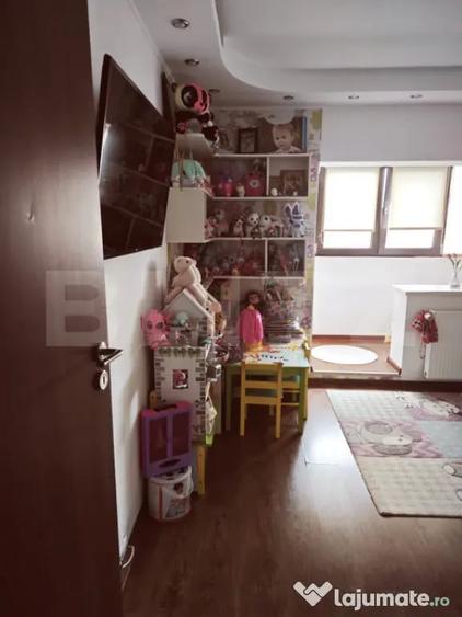 Apartament cu 2 camere decomandat în Războieni