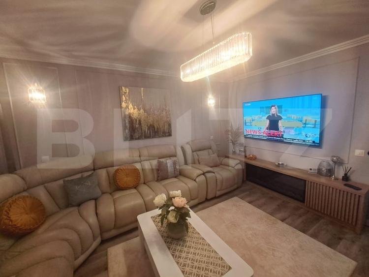 Duplex cu 3 camere cu Canalizare în Sânpetru