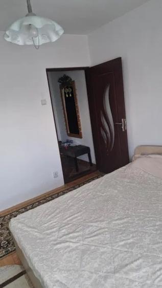 Apartament cu 4 camere decomandat în Sângeorgiu de Mureș