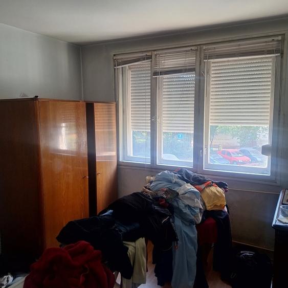 Apartament cu 3 camere decomandat în Mărgeanului