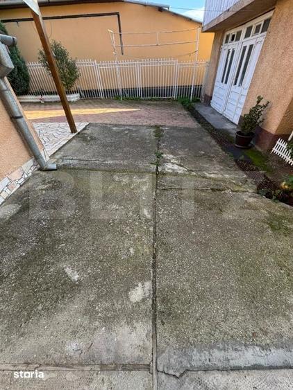 Casă cu 6 camere cu Teren 1200 Mp în Șoimuș