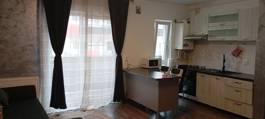 Apartament cu 2 camere semidecomandat în Central