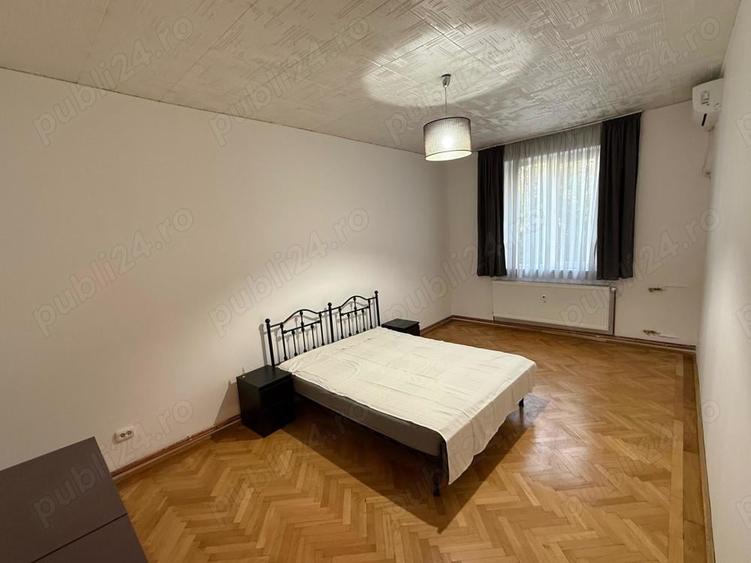 Apartament cu 3 camere decomandat în Vatra Luminoasă