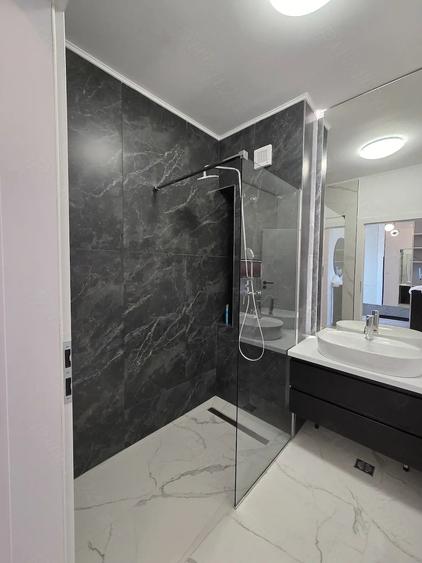 Apartament cu 2 camere decomandat, mobilat în Ultracentral