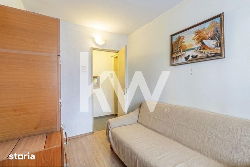 Apartament cu 3 camere decomandat, mobilat în Dârste