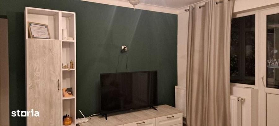 Apartament cu 2 camere în Micro 3
