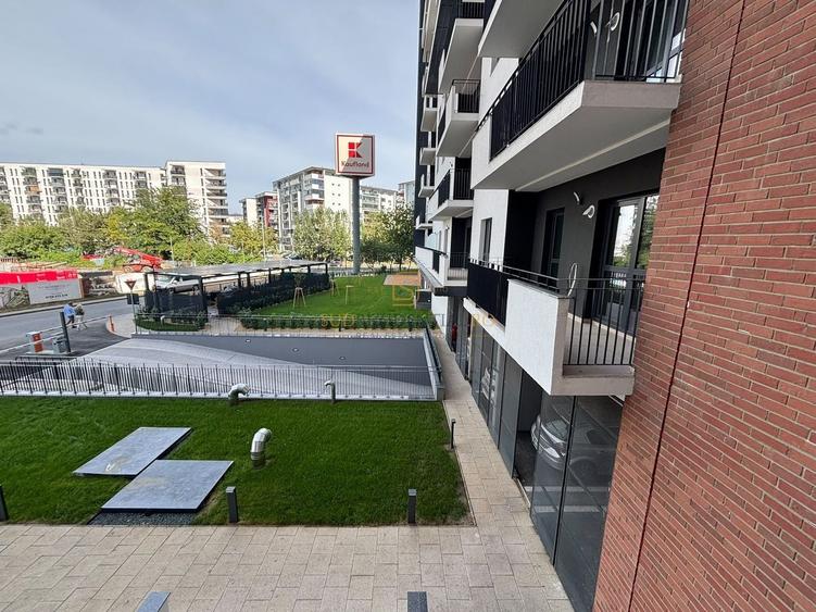 Apartament cu 2 camere decomandat, mobilat în Metalurgiei