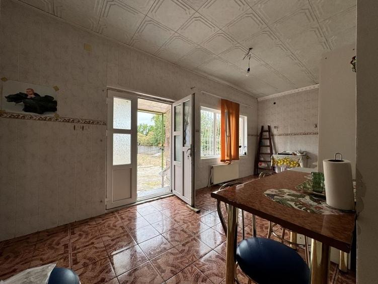 Casă individuală cu 4 camere cu Canalizare în Elisabetin