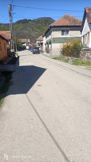 Casă cu 2 camere cu Teren 700 Mp în Bahna