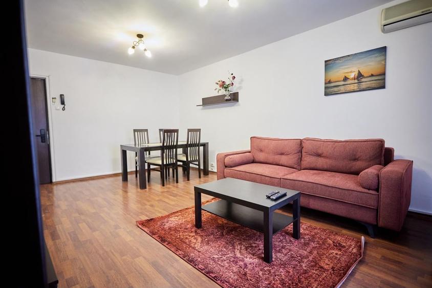 Apartament cu 2 camere semidecomandat în Calea Victoriei