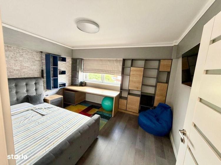 Apartament cu 4 camere în Central