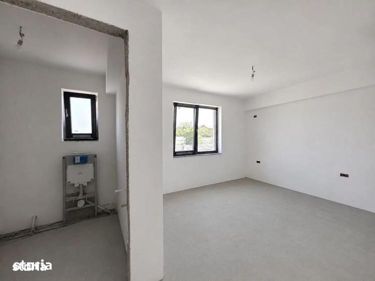 Casă cu 4 camere în Domnești