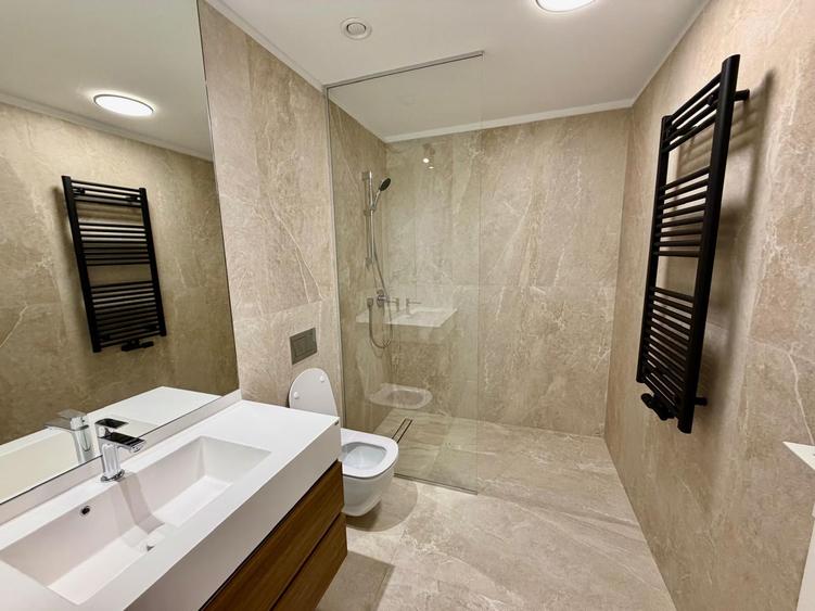Apartament cu 2 camere semidecomandat, mobilat în Floreasca