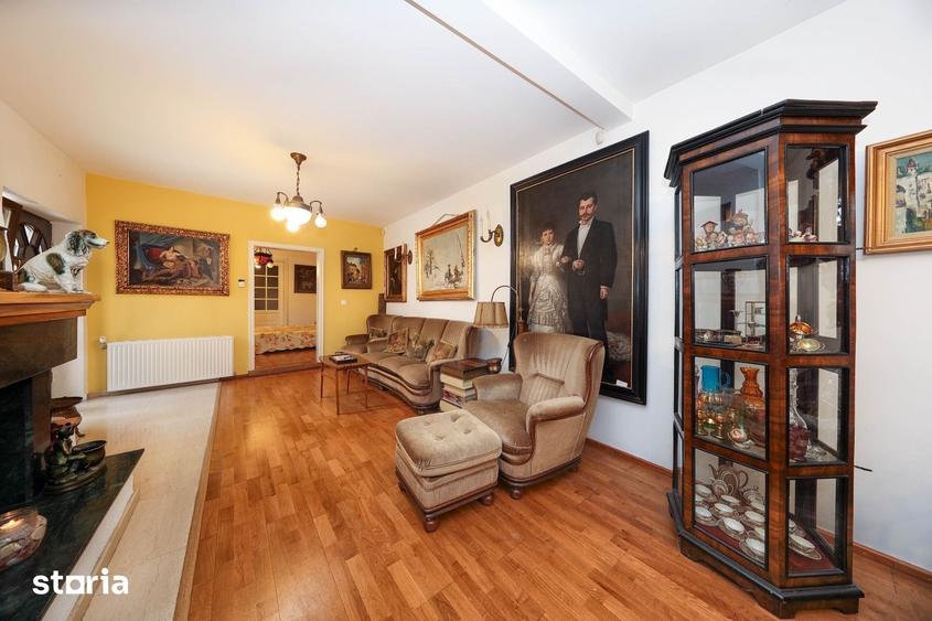 Casă cu 8 camere cu Teren 164 Mp în Bartolomeu