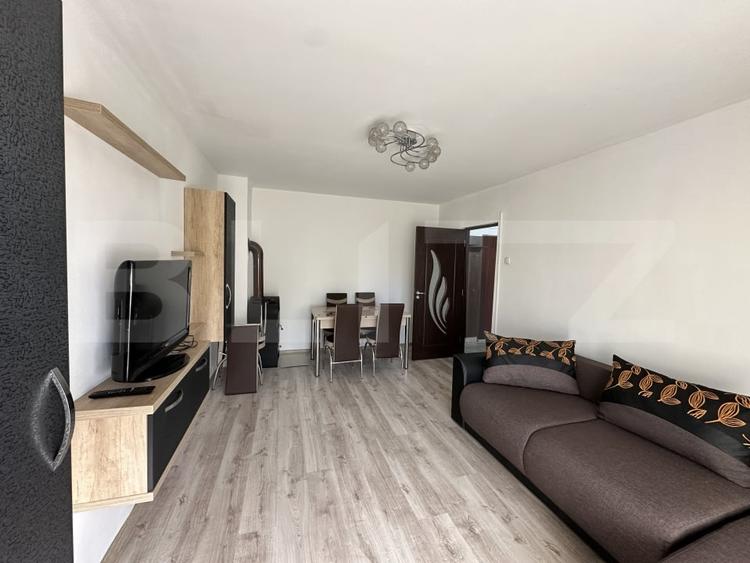 Apartament cu 2 camere decomandat, mobilat în Careiului