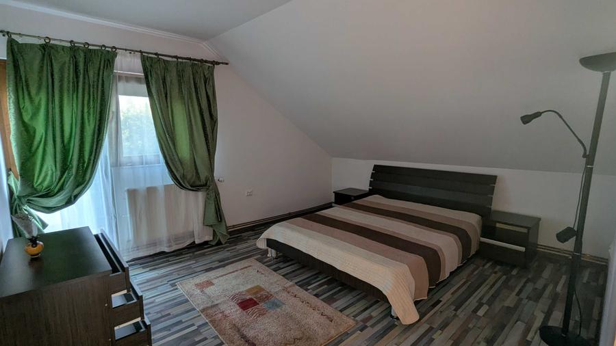 Casă cu 4 camere în Dancu
