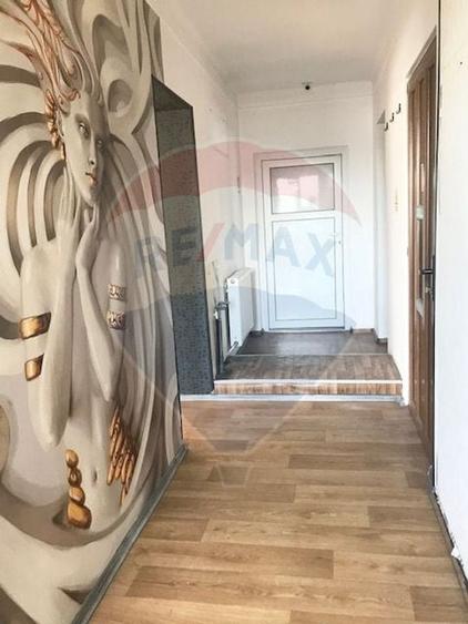 Spațiu comercial, de 150 mp, în Turnișor