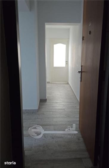 Apartament cu 3 camere decomandat în Păcurari
