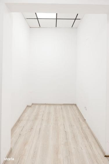 Spațiu comercial, de 43 mp, în Podgoria