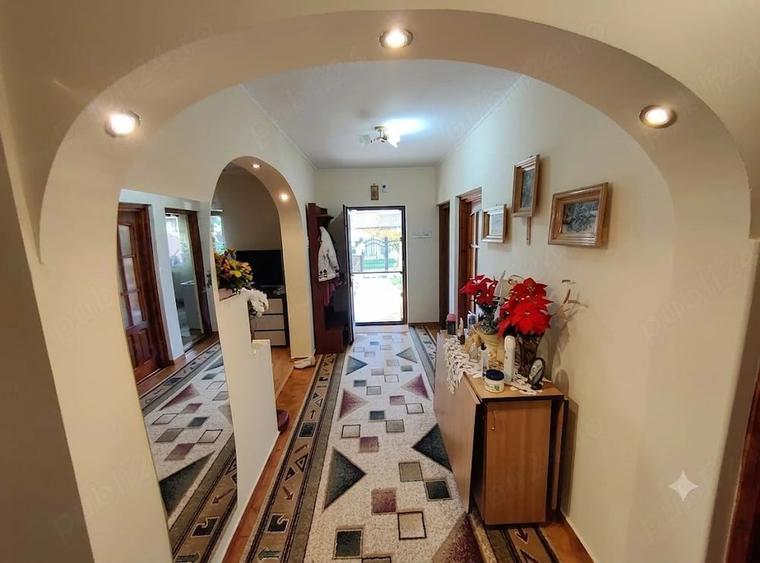 Casă cu 4 camere cu Teren 700 Mp în Horpaz