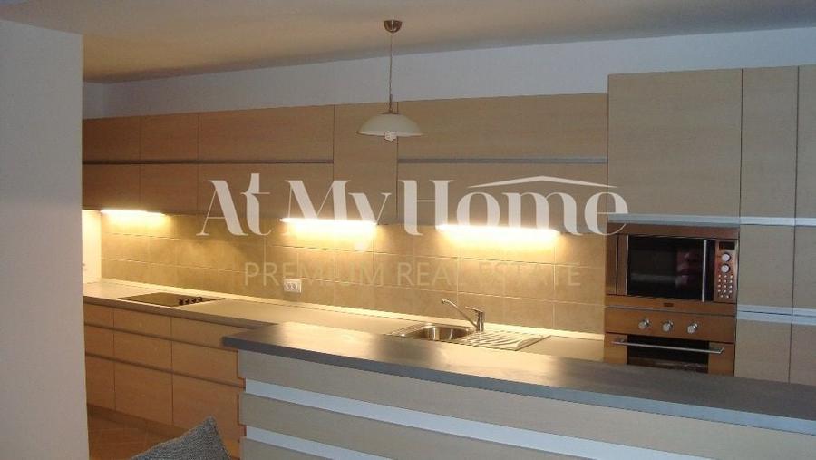 Apartament cu 3 camere decomandat, mobilat în Herăstrău