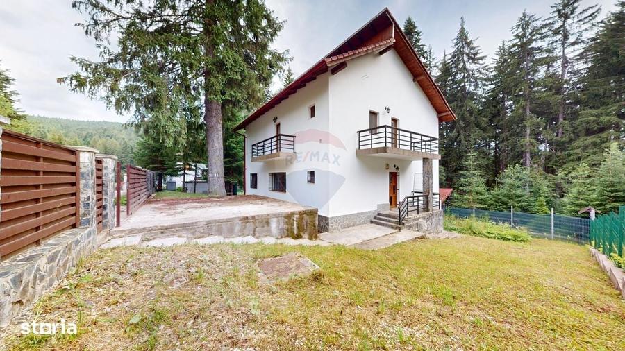 Casă cu 4 camere în Cioplea