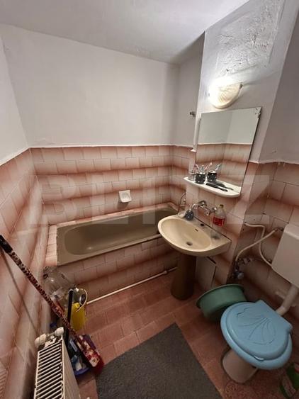 Apartament de 3 camere, 53.22 mp, zona Primăriei -  Filiași - 7