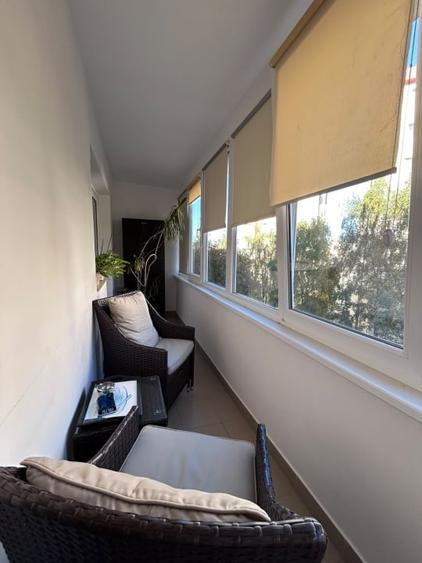 Apartament cu 3 camere decomandat în Răcădău