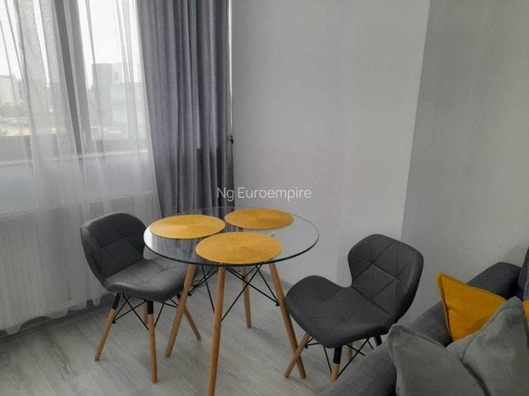 DE VÂNZARE APARTAMENT 2 CAMERE MAMAIA - la 3 minute de plajă