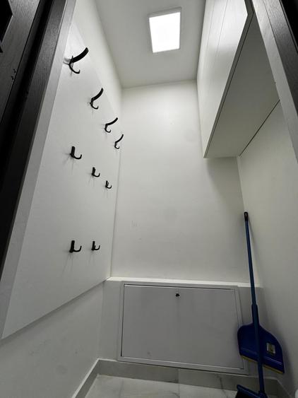 Apartament cu 2 camere decomandat în Podul de Fier