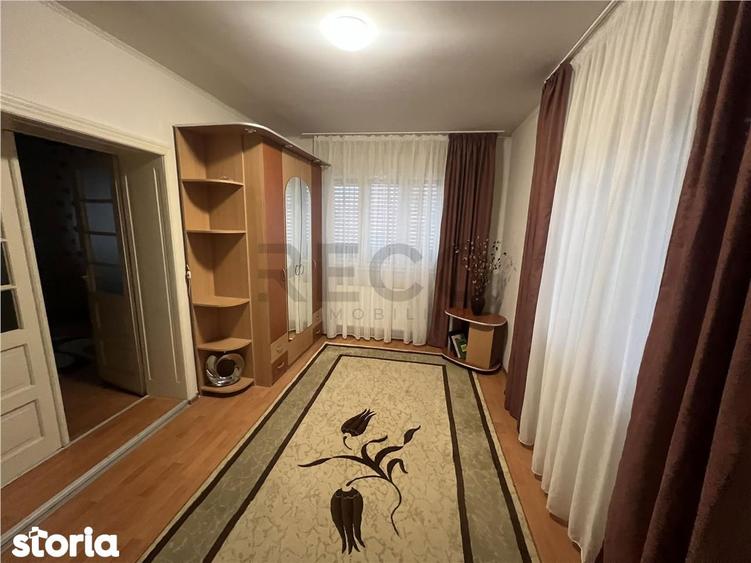 Casă cu 3 camere cu Teren 988 Mp în Sântandrei