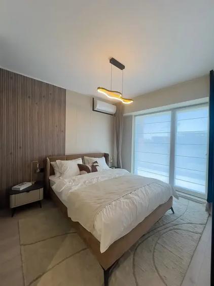 Apartament cu 3 camere semidecomandat în Theodor Pallady