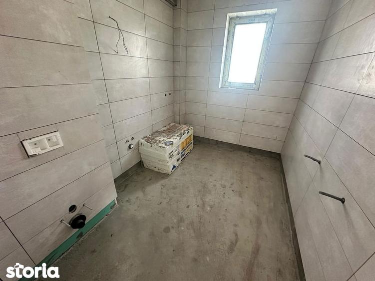 Casă cu 4 camere cu Teren 130 Mp în Central