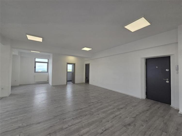 Apartament 3 camere Centrul Civic pretabil co-working hub - 17