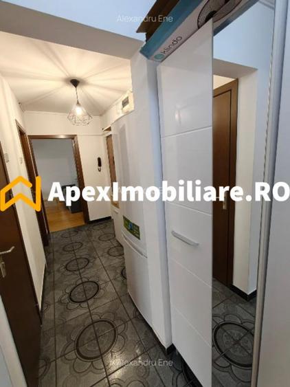 Apartament cu 2 camere decomandat în Teiul Doamnei