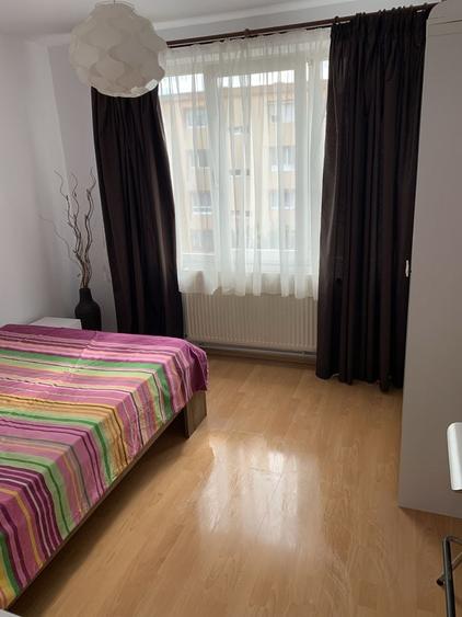 Apartament cu 2 camere decomandat în Craiter