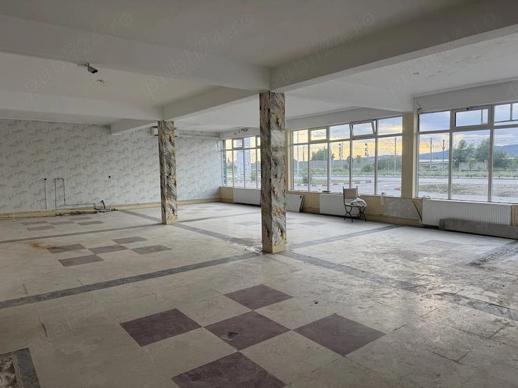 Spațiu comercial, de 1,600 mp, în Central