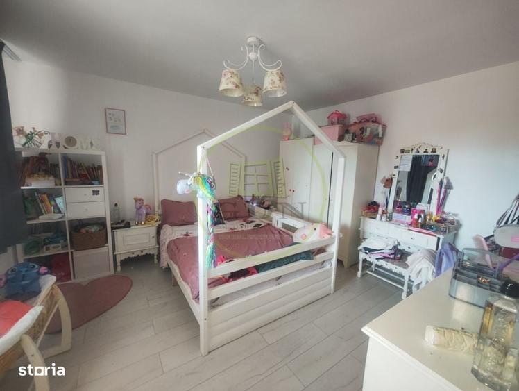 Casă cu 4 camere în Făcăi