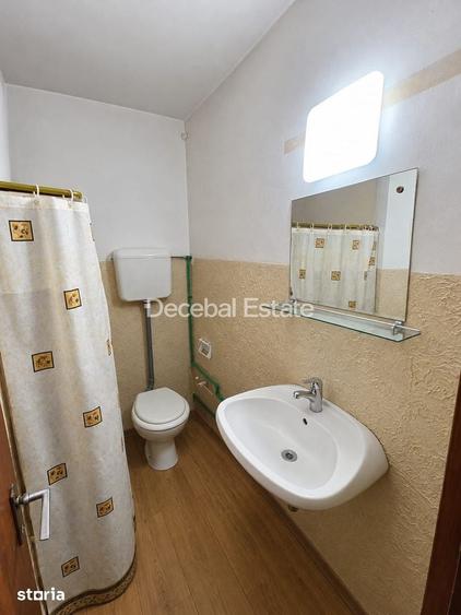 Apartament cu 3 camere semidecomandat, mobilat în Berceni