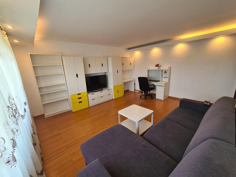 Apartament cu 2 camere decomandat în Tătărași