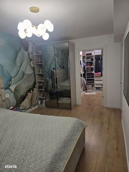 Apartament cu 3 camere decomandat în Străulești