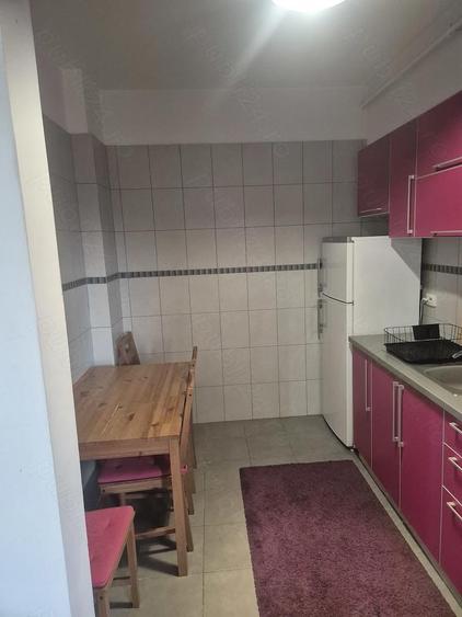 Inchiriez apartament 2 camere - 2