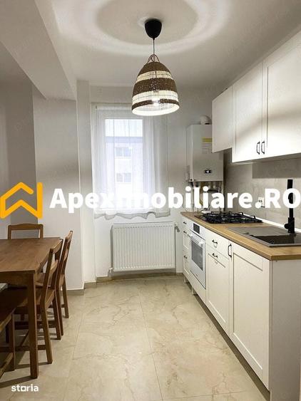 Apartament cu 2 camere decomandat în Titan