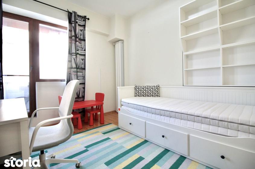 Apartament cu 3 camere, mobilat în Bucureștii Noi