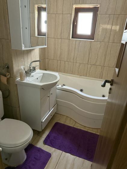 Apartament cu 3 camere decomandat în Vest