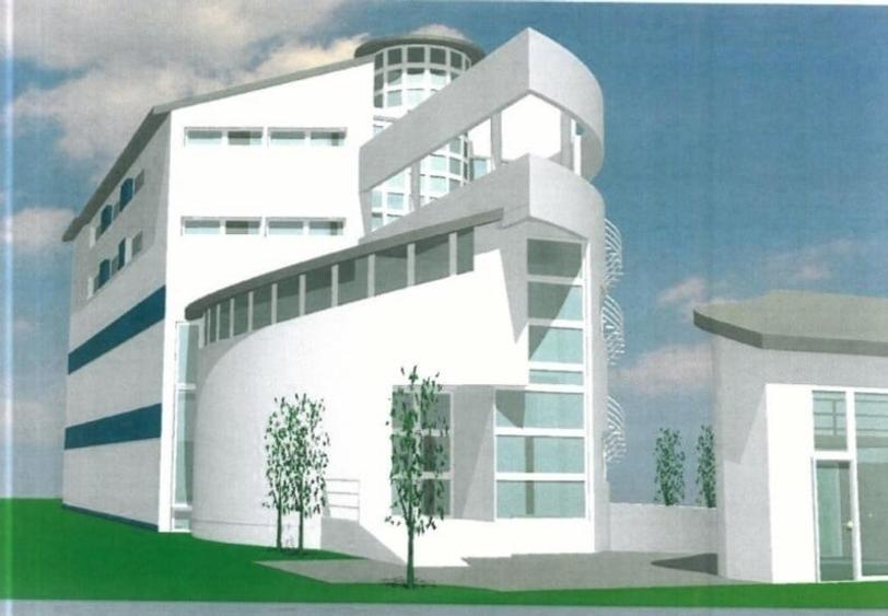 Hotel/Pensiune, de 2,200 mp, în Cetate