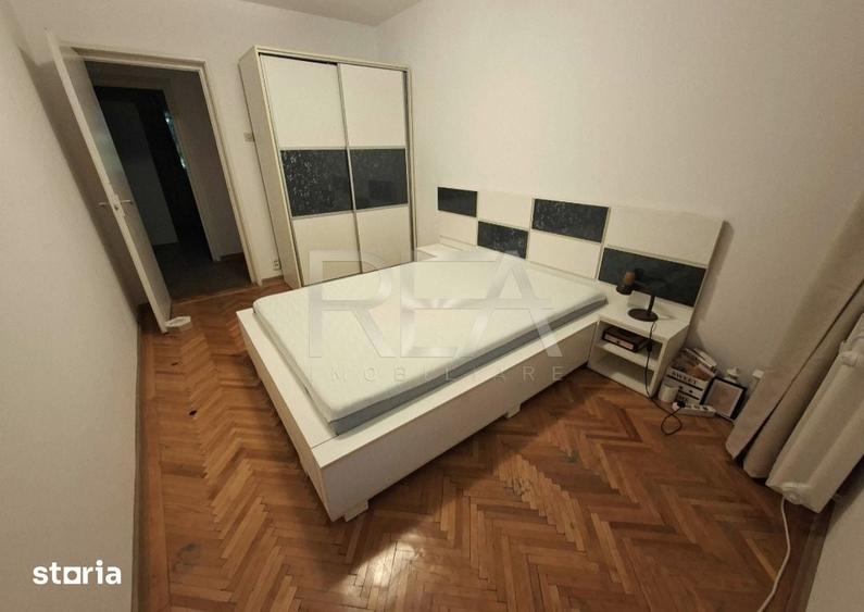 Apartament cu 3 camere semidecomandat în Drumul Taberei