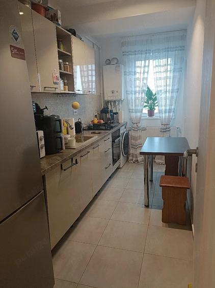 direct proprietar vand inchiriez apartament 2 camere plus loc parcare - 9